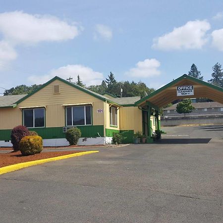 Safari Inn Motel Winston Esterno foto