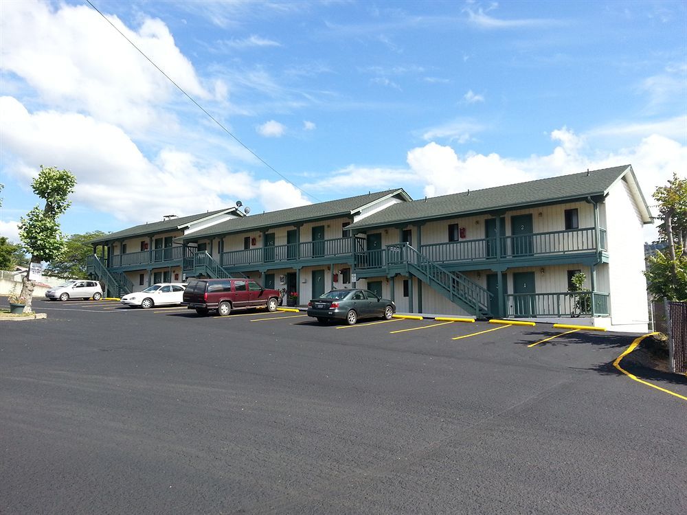 Safari Inn Motel Winston Esterno foto